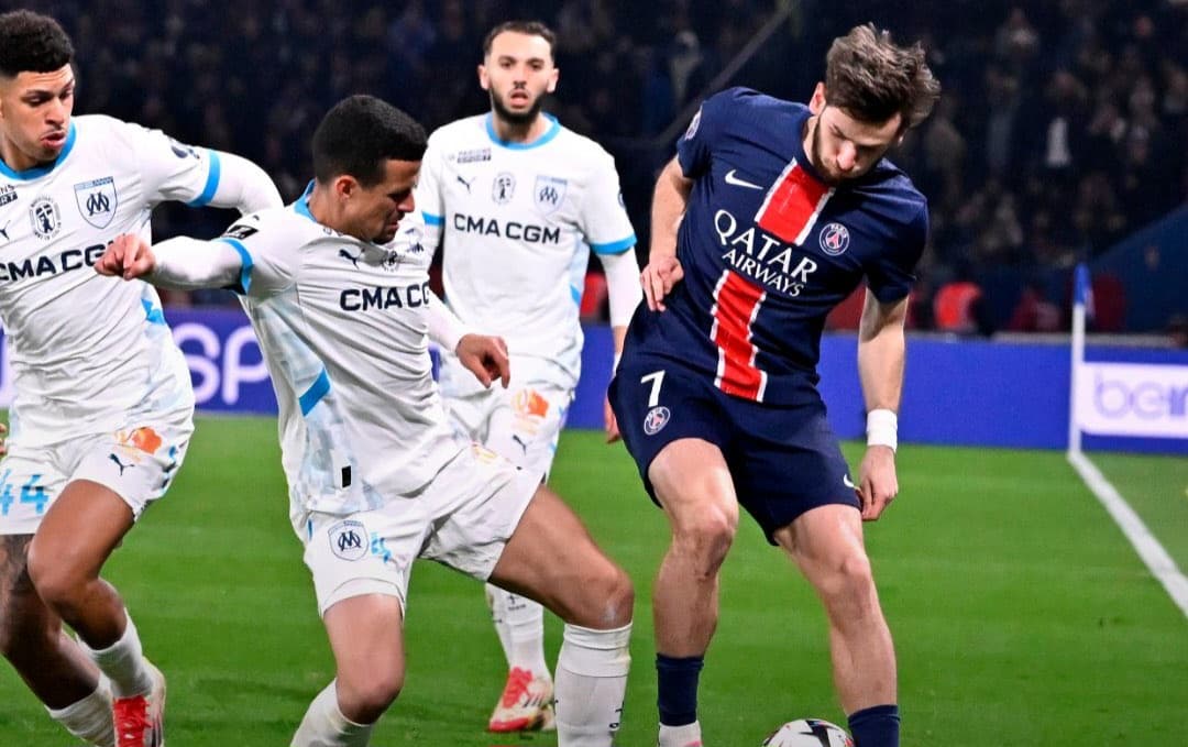 باريس سان جيرمان يفوز علي مارسيليا بثلاثية في الدوري الفرنسي