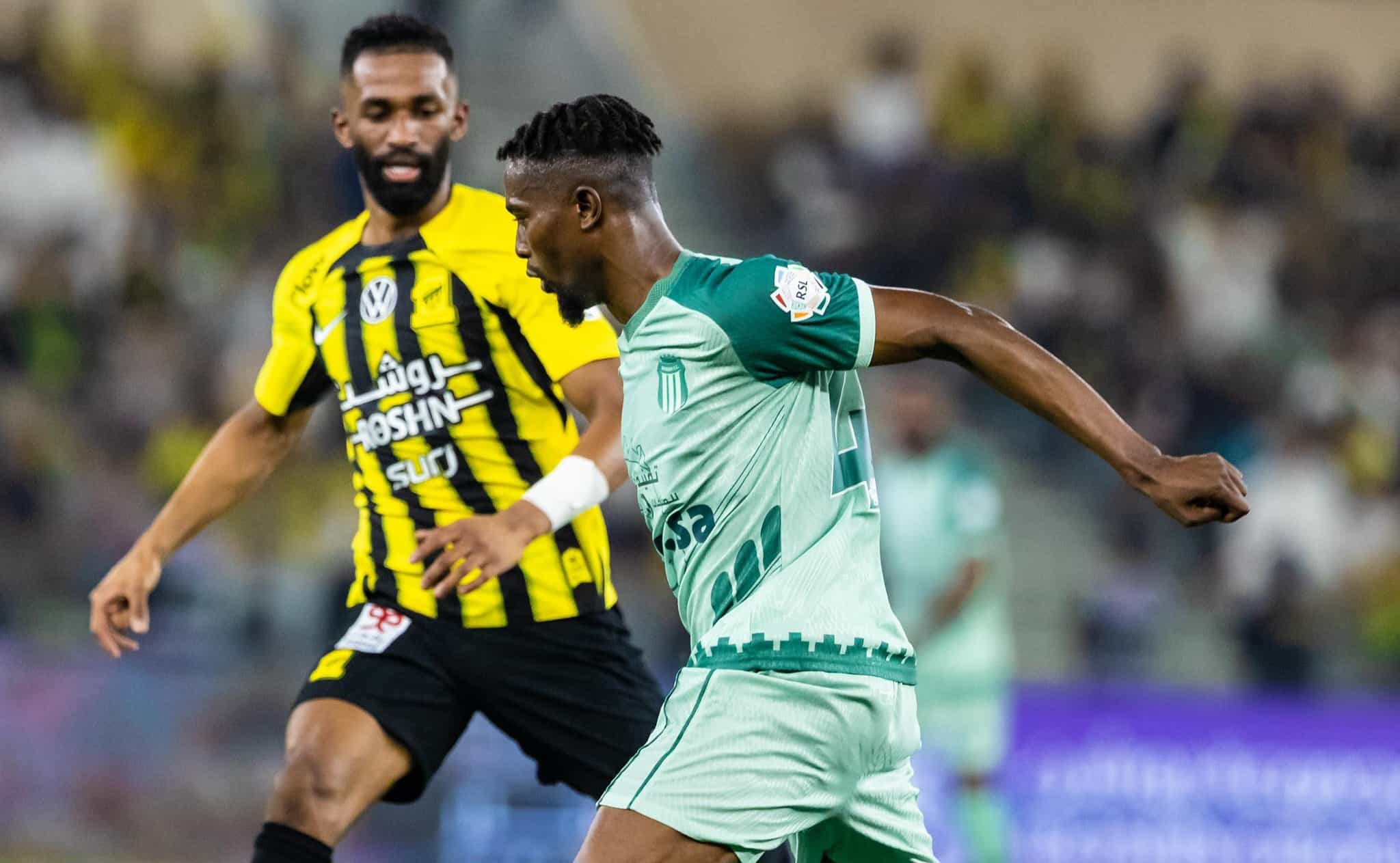 الإتحاد السعودي يخطف فوز قاتل أمام الرياض في الدوري السعودي